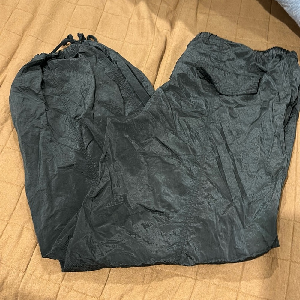 Wild fable large parachute pants